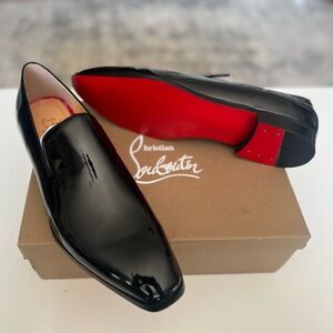 Christian Louboutin Dandelion Men’s
Loafers Patent calf leather Black
Size: 11.5